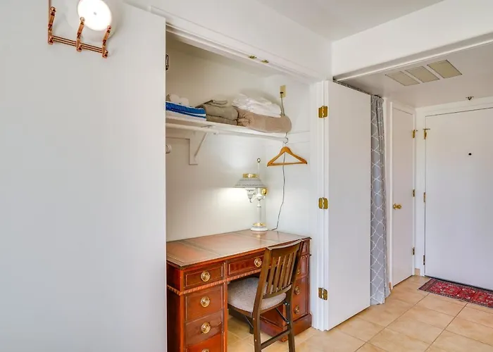 Scenic Vacation W/ Patio & Grill! Apartment *