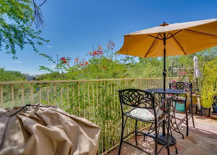 Scenic Vacation W/ Patio & Grill! Tucson